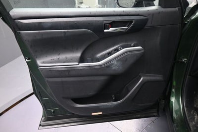 2025 Toyota Highlander XLE