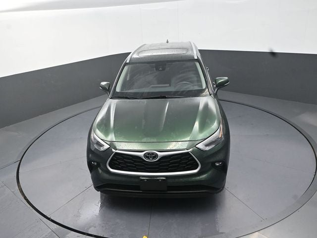 2025 Toyota Highlander XLE