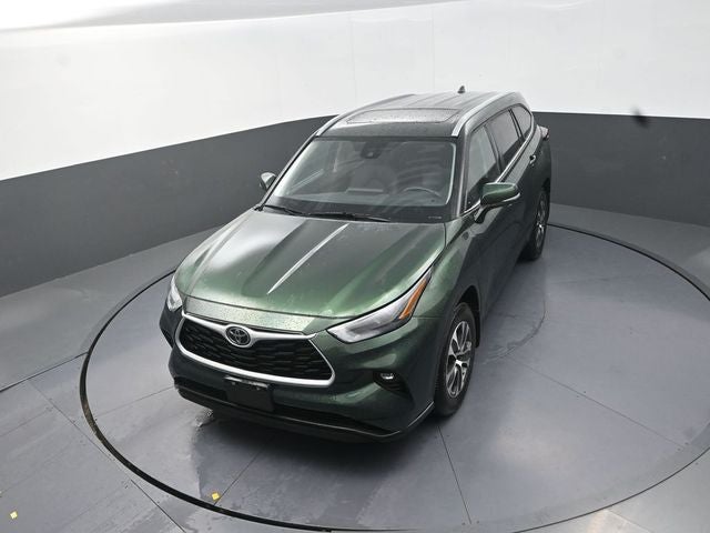 2025 Toyota Highlander XLE