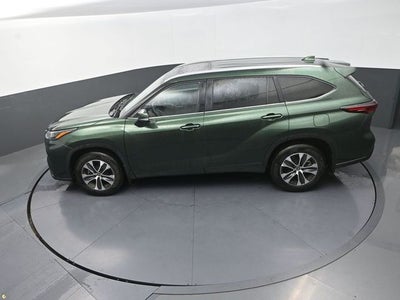 2025 Toyota Highlander XLE