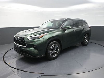 2025 Toyota Highlander XLE