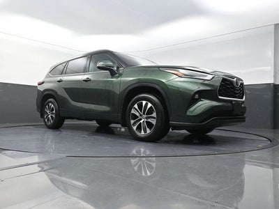 2025 Toyota Highlander XLE