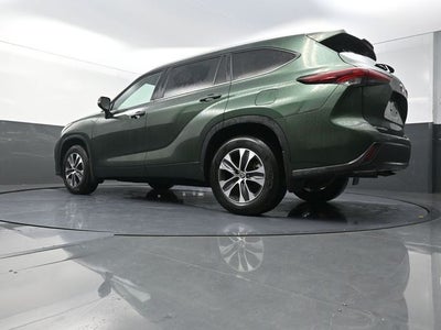 2025 Toyota Highlander XLE