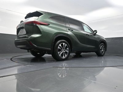 2025 Toyota Highlander XLE