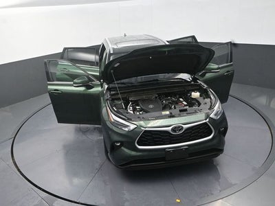 2025 Toyota Highlander XLE