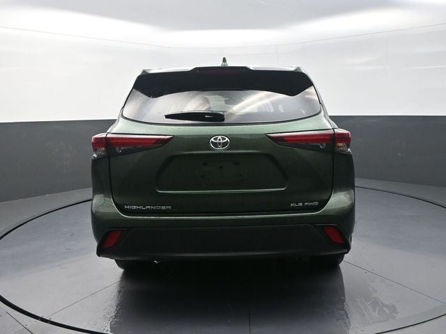 2025 Toyota Highlander XLE