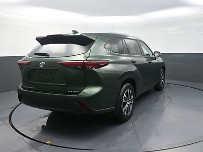 2025 Toyota Highlander XLE