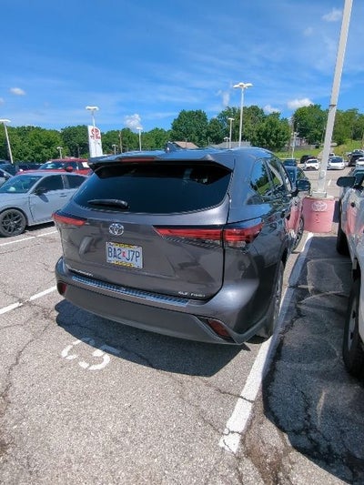 2023 Toyota Highlander XLE