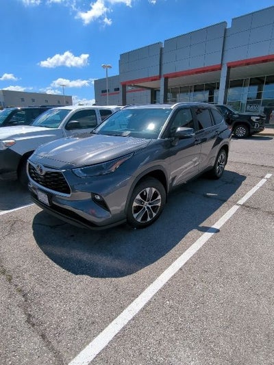 2023 Toyota Highlander XLE