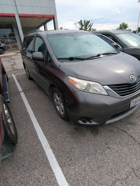2011 Toyota Sienna Base