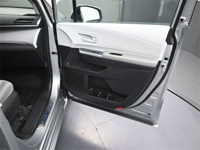 2025 Toyota Sienna LE 8 Passenger