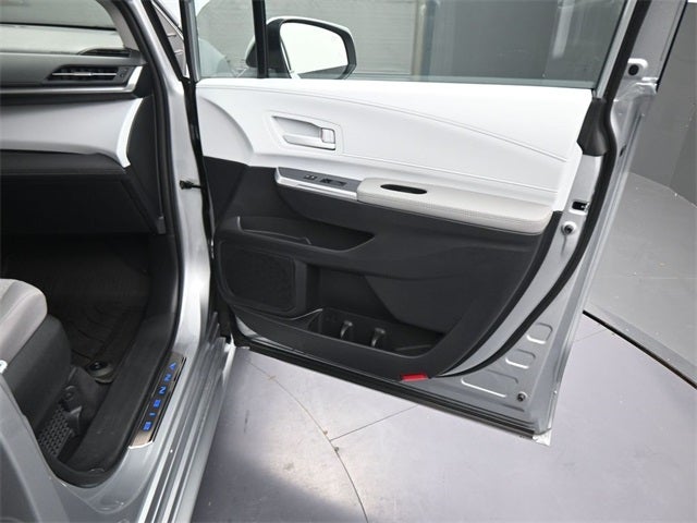 2025 Toyota Sienna LE 8 Passenger