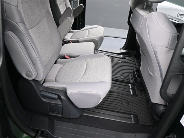 2026 Toyota Sienna LE 8 Passenger