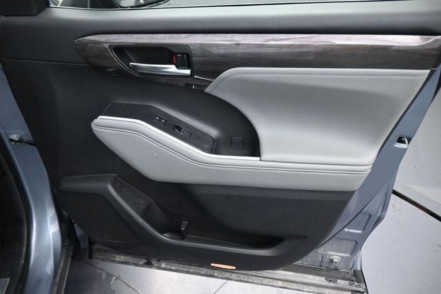2024 Toyota Highlander Hybrid Limited
