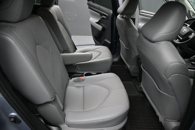 2024 Toyota Highlander Hybrid Limited