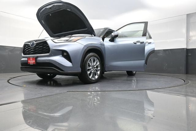 2024 Toyota Highlander Hybrid Limited