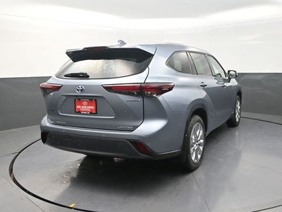 2024 Toyota Highlander Hybrid Limited