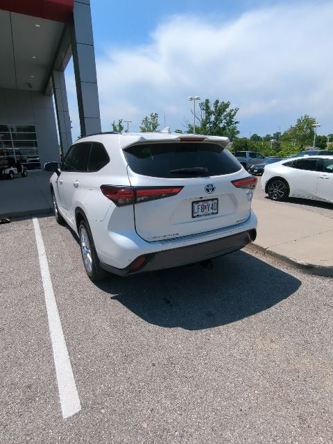 2021 Toyota Highlander Hybrid Limited