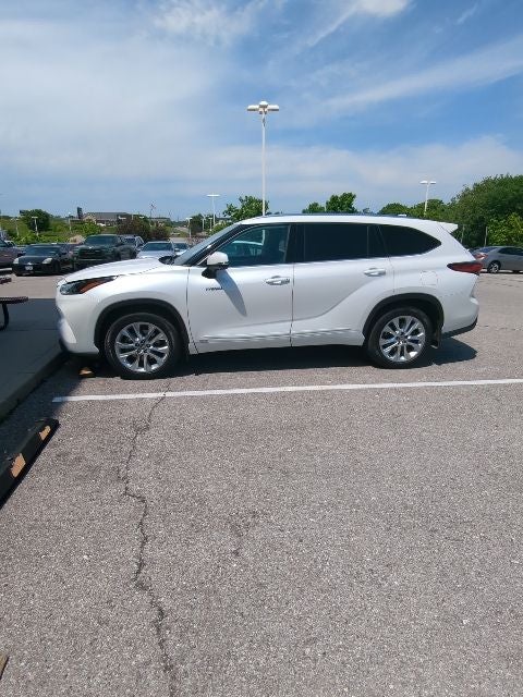 2021 Toyota Highlander Hybrid Limited
