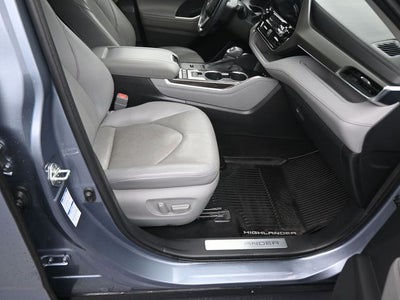 2020 Toyota Highlander Hybrid Limited