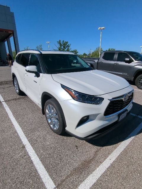 2021 Toyota Highlander Hybrid Limited