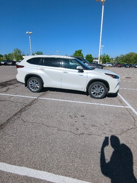 2021 Toyota Highlander Hybrid Limited