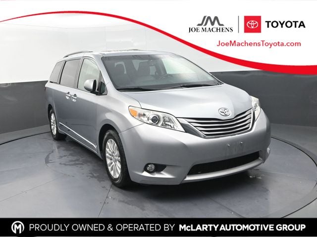 2015 Toyota Sienna XLE 7 Passenger
