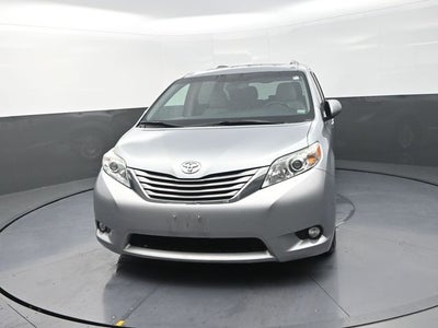 2015 Toyota Sienna XLE 7 Passenger