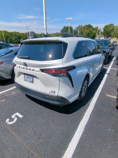2021 Toyota Sienna XLE 7 Passenger
