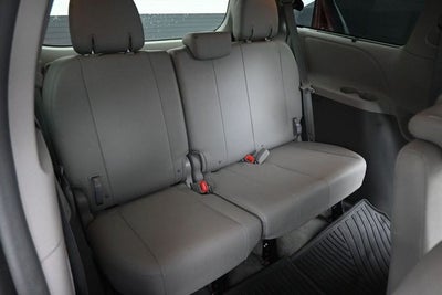 2018 Toyota Sienna XLE 8 Passenger