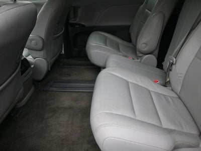 2018 Toyota Sienna XLE 8 Passenger
