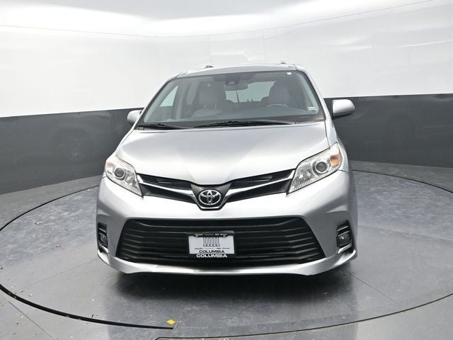 2018 Toyota Sienna XLE 8 Passenger