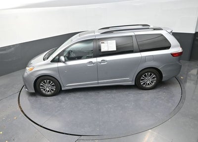2018 Toyota Sienna XLE 8 Passenger