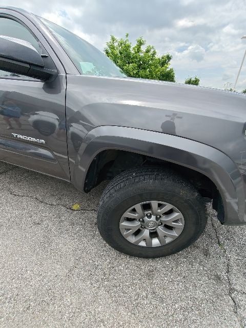 2018 Toyota Tacoma SR5 V6