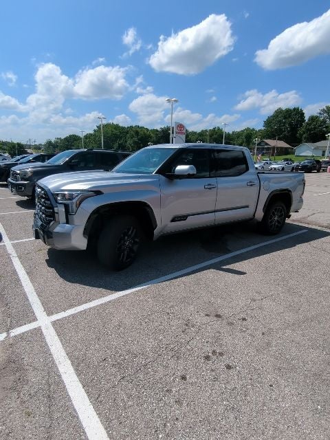 2023 Toyota Tundra Platinum