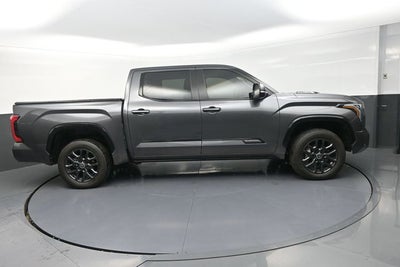 2024 Toyota Tundra Hybrid Platinum