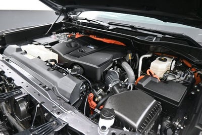 2024 Toyota Tundra Hybrid Platinum
