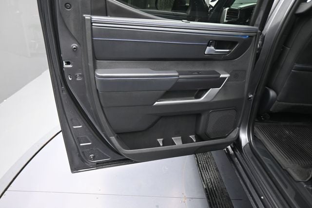 2024 Toyota Tundra Hybrid Platinum