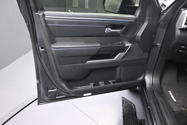 2024 Toyota Tundra Hybrid Platinum