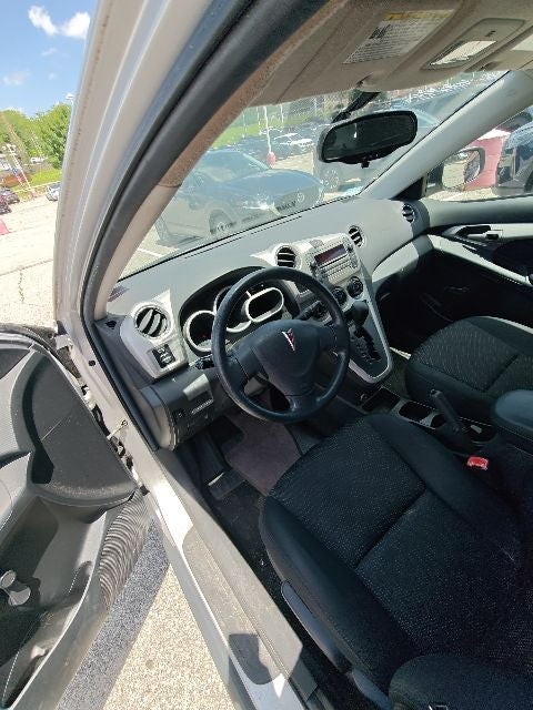 2009 Pontiac Vibe Base