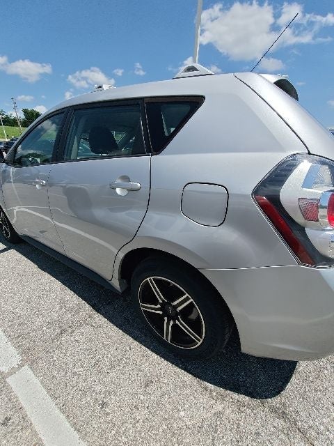 2009 Pontiac Vibe Base