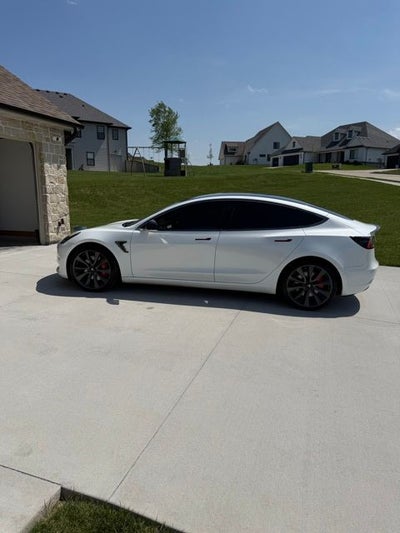 2020 Tesla Model 3 Performance