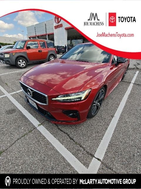 2019 Volvo S60 T6 R-Design
