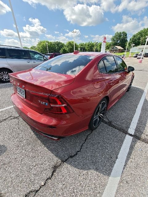 2019 Volvo S60 T6 R-Design