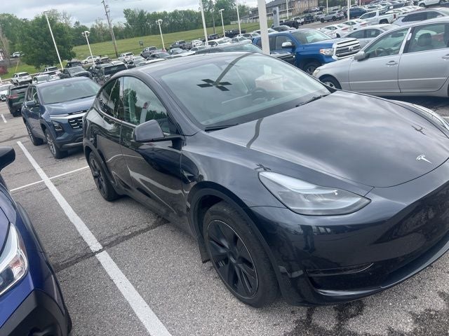 2024 Tesla Model Y Standard Range