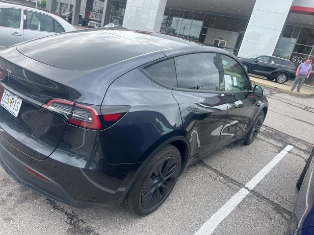 2024 Tesla Model Y Standard Range
