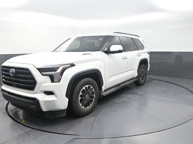 2024 Toyota Sequoia SR5