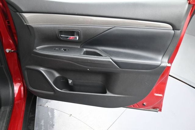 2020 Mitsubishi Outlander SE