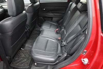 2020 Mitsubishi Outlander SE