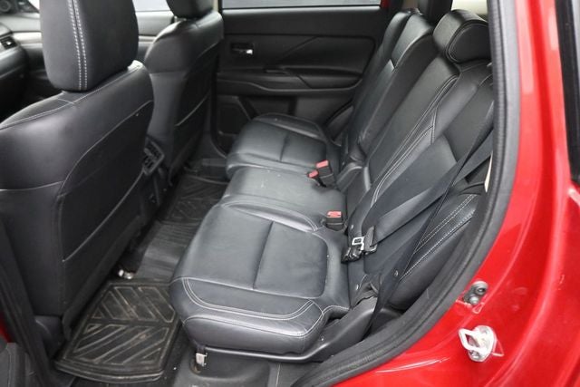 2020 Mitsubishi Outlander SE